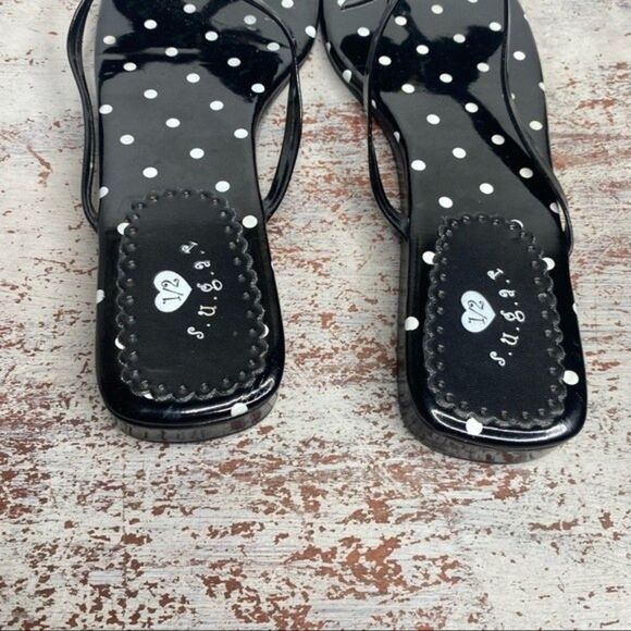 Vintage Y2k 2000s black white polka dot sandals 7.5 square toe - Picture 5 of 9